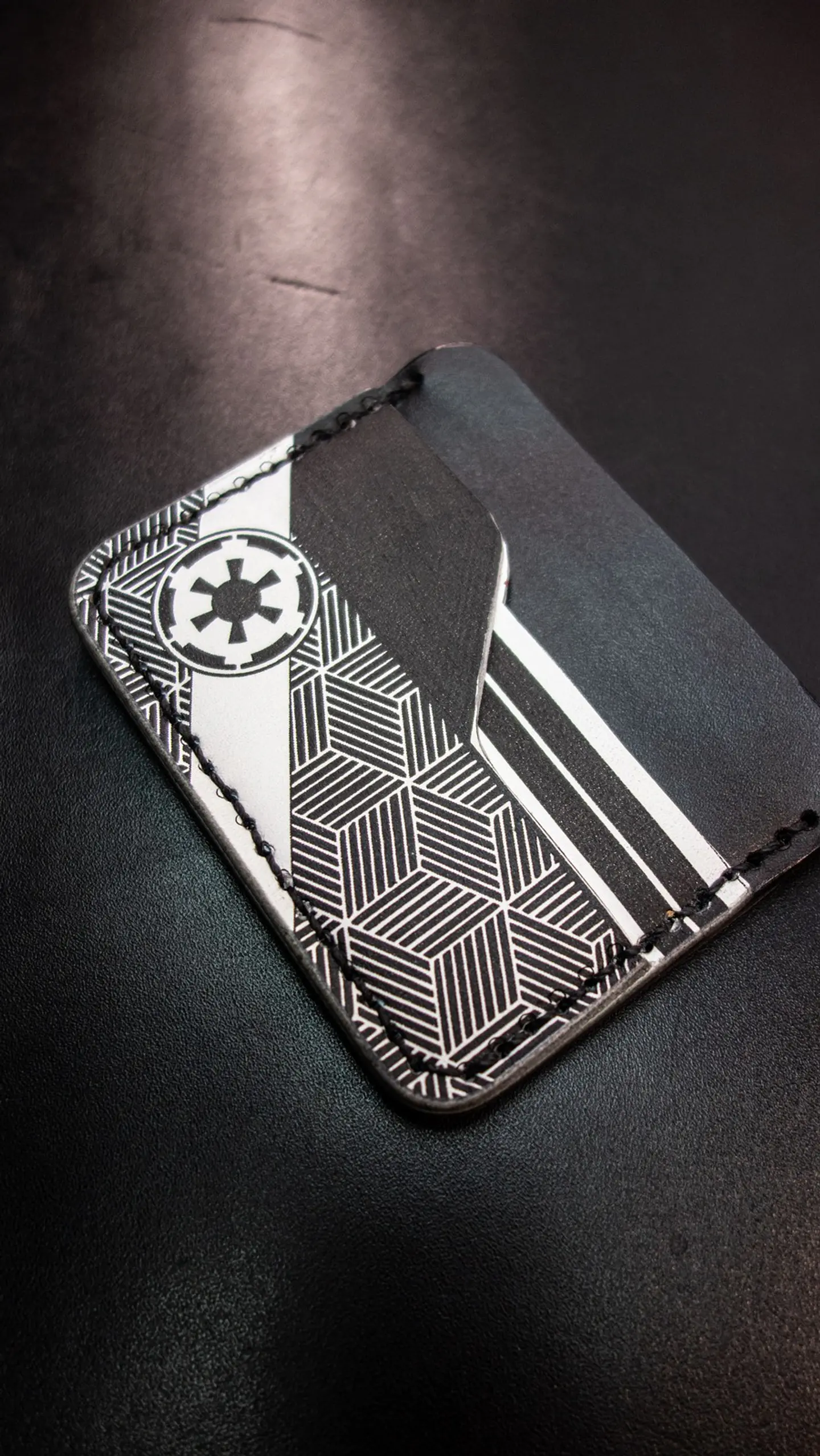 Tarjetero Conceptual de cuero - Soldado Imperial 6