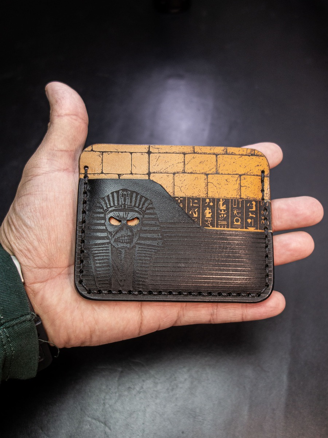 Tarjetero de cuero Conceptual Iron Maiden – Edición Powerslave  6