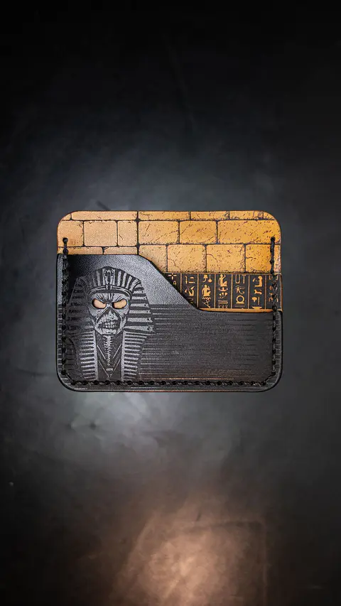 Tarjetero de cuero Conceptual Iron Maiden – Edición Powerslave 