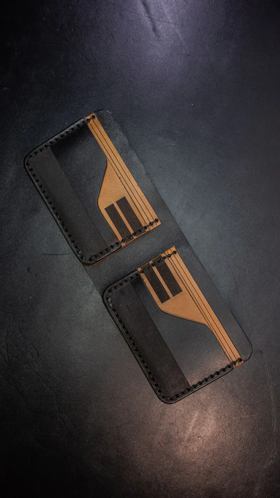 Billetera de Cuero – Edición Conceptual “Líneas Modernas” | Astori 10