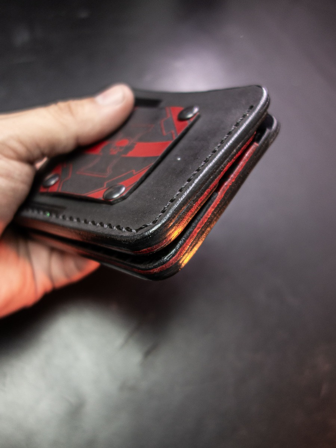 Billetera de Cuero – Homenaje a Warhammer 40K ⚔️🔥 3