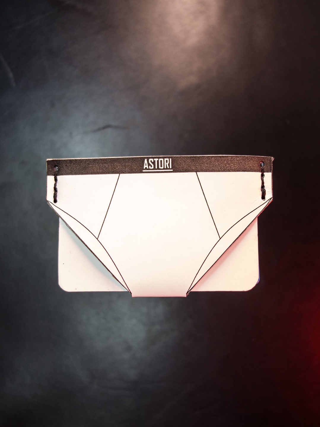 Tarjetero de Cuero – “Cardsonzillo” ⚪🔥 6