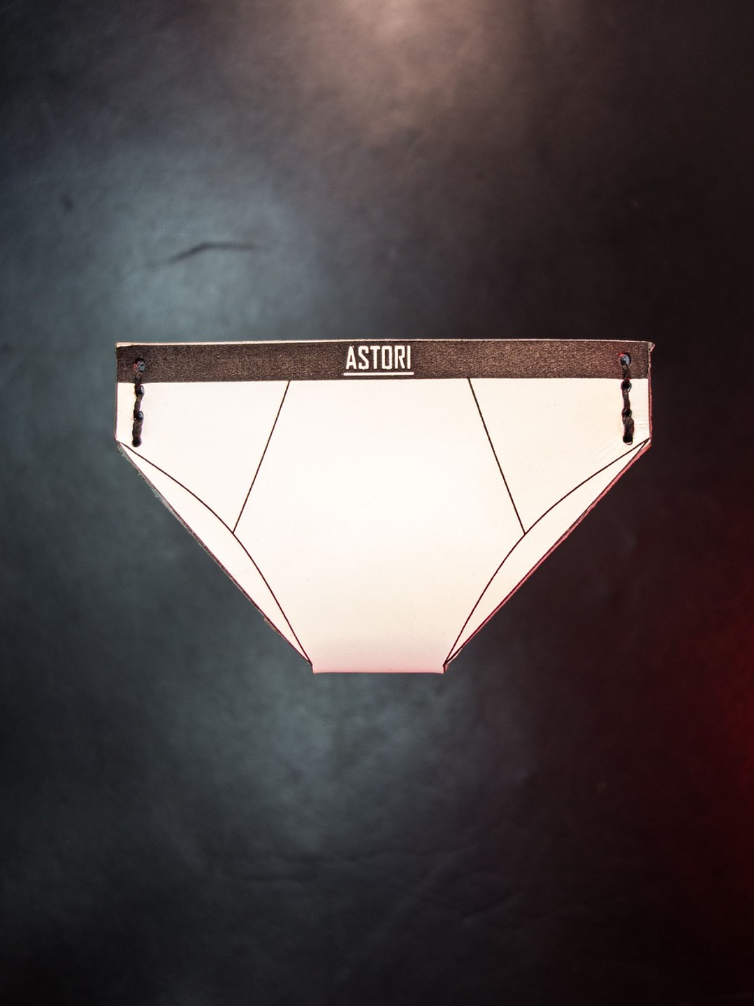 Tarjetero de Cuero – “Cardsonzillo” ⚪🔥 1