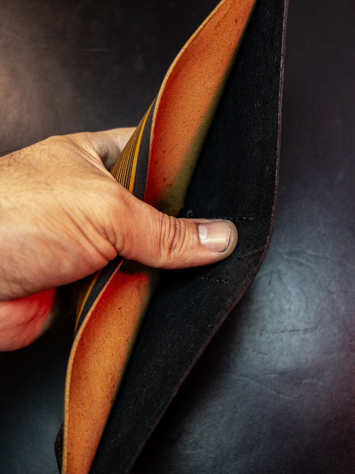 Billetera de Cuero – Homenaje a Chewbacca 🟤 6