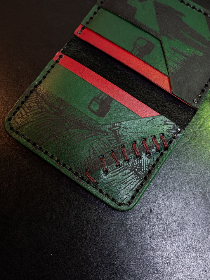 TARJETERO VERTICAL DE CUERO FRANKENSTEIN  7