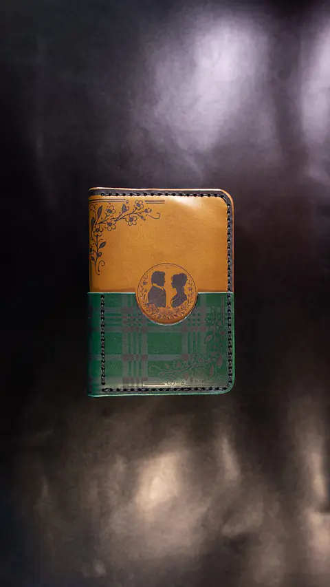 Porta Pasaporte de Cuero Inspirado en Outlander | Astori 