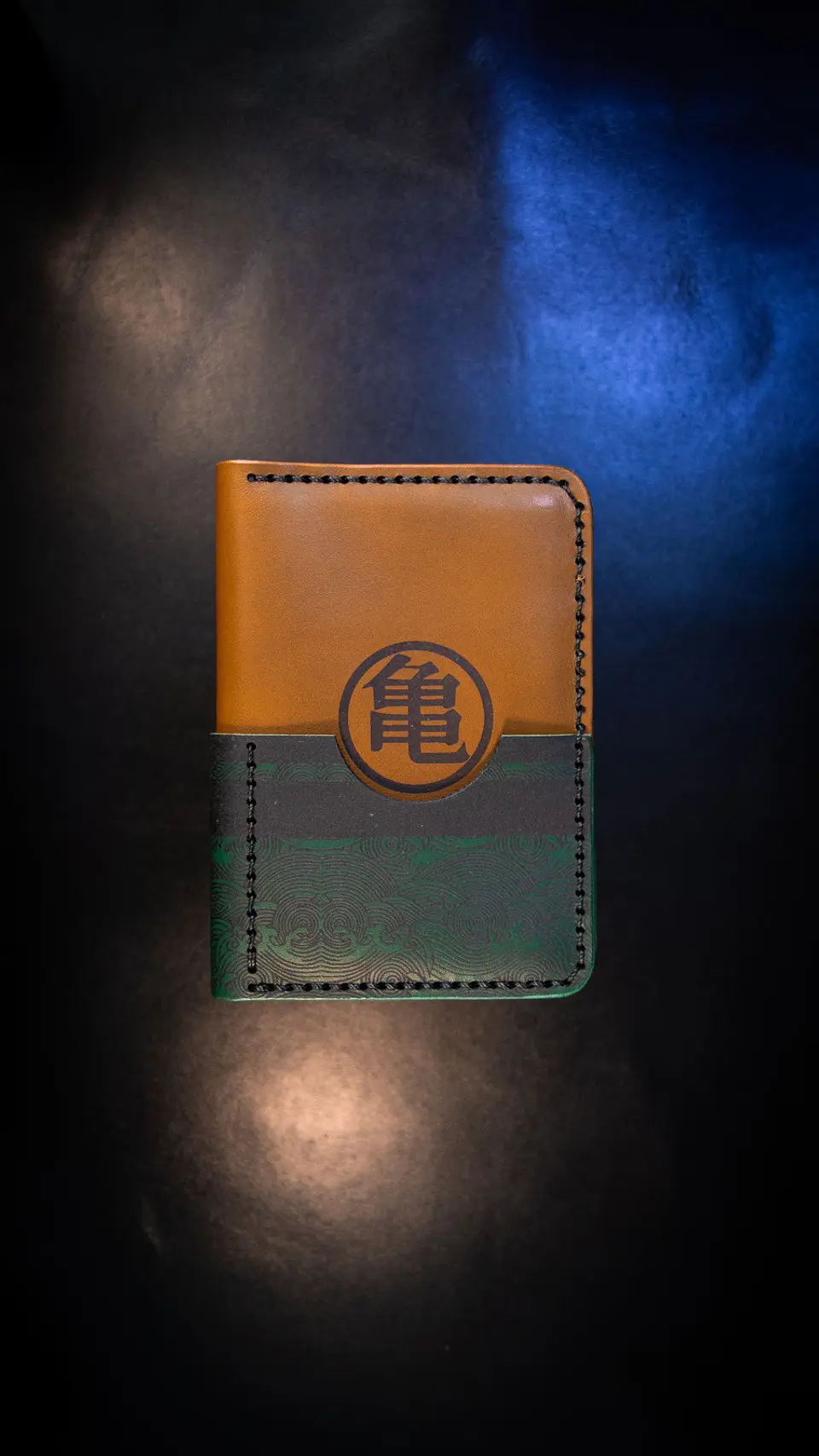 Porta Pasaporte de Cuero  Inspirado en Dragon Ball 1