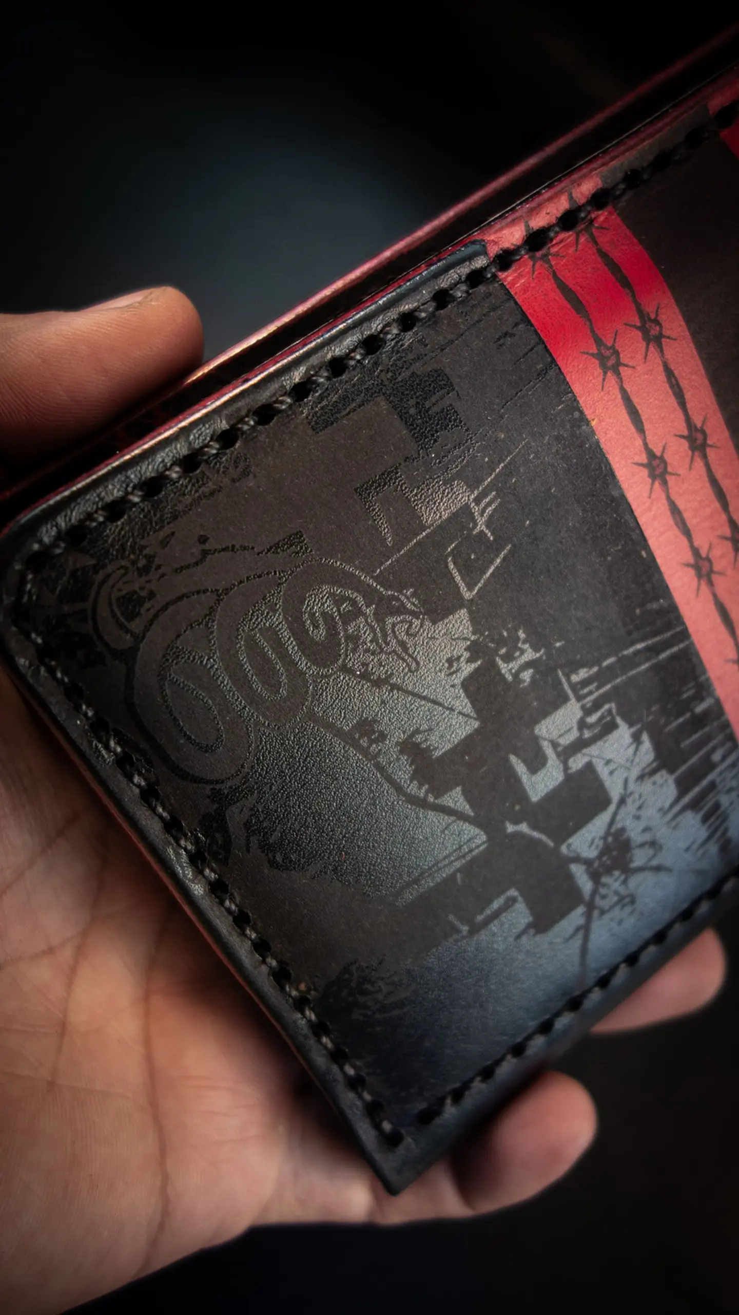 Porta Pasaporte de Cuero inspirado en Metallica 3