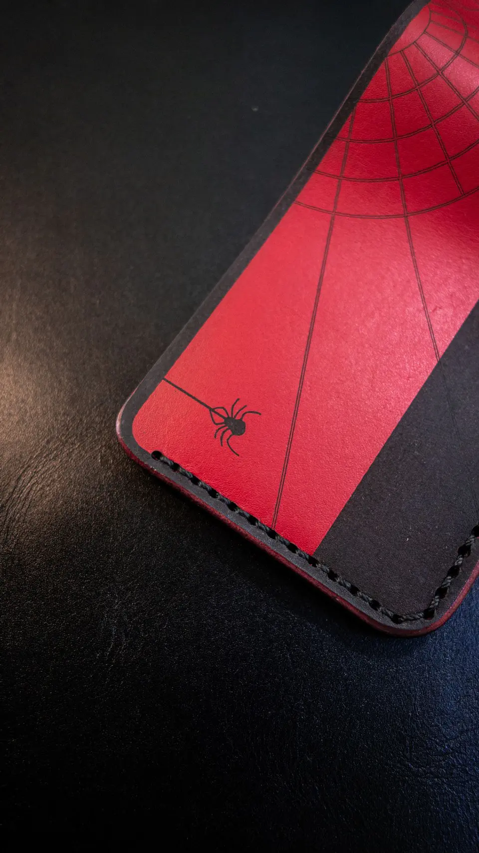 Billetera de Cuero conceptual - Homenaje Spider-Man 10