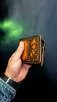Billetera clásica Cthulhu de cuero | Diseño conceptual - Miniatura 6