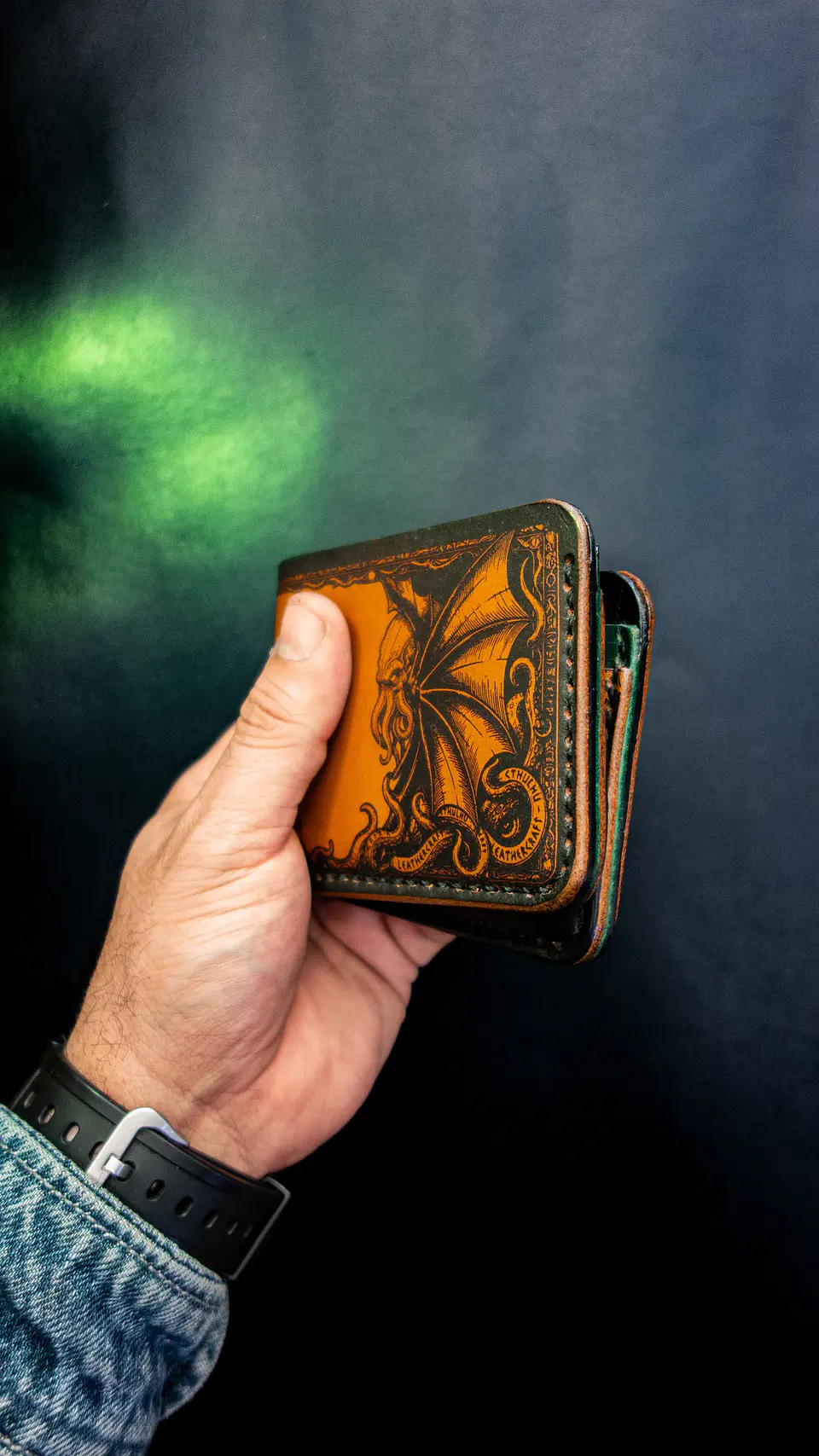 Billetera clásica Cthulhu de cuero | Diseño conceptual 6