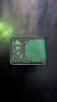 Billetera clásica Cthulhu de cuero Verde | Diseño conceptual - Miniatura 10