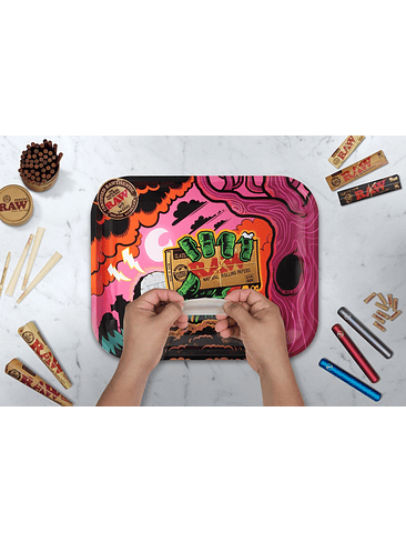 BANDEJA METÁLICA ZOMBIE GRANDE-RAW 4