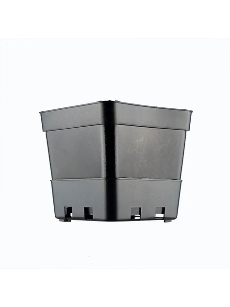 Maceta Cuadrada Negra 1.65Lt 1