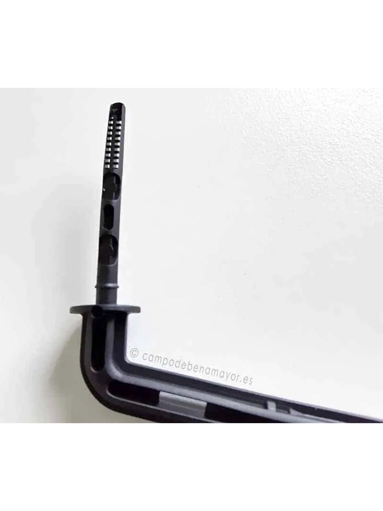 Gotero Flecha 2.3 L/H Angular Negro-Netafim 1