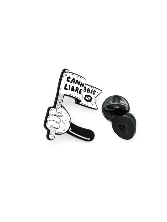 PIN CANNABIS LIBRE-HIGHTRIP 1