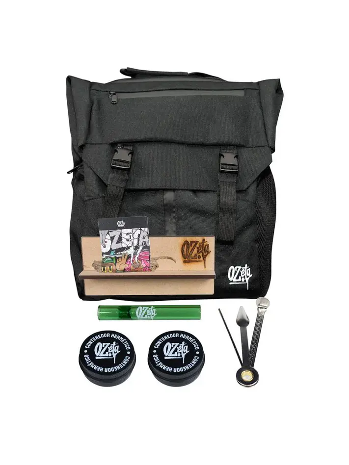 Mochila Negra-Ozeta 3