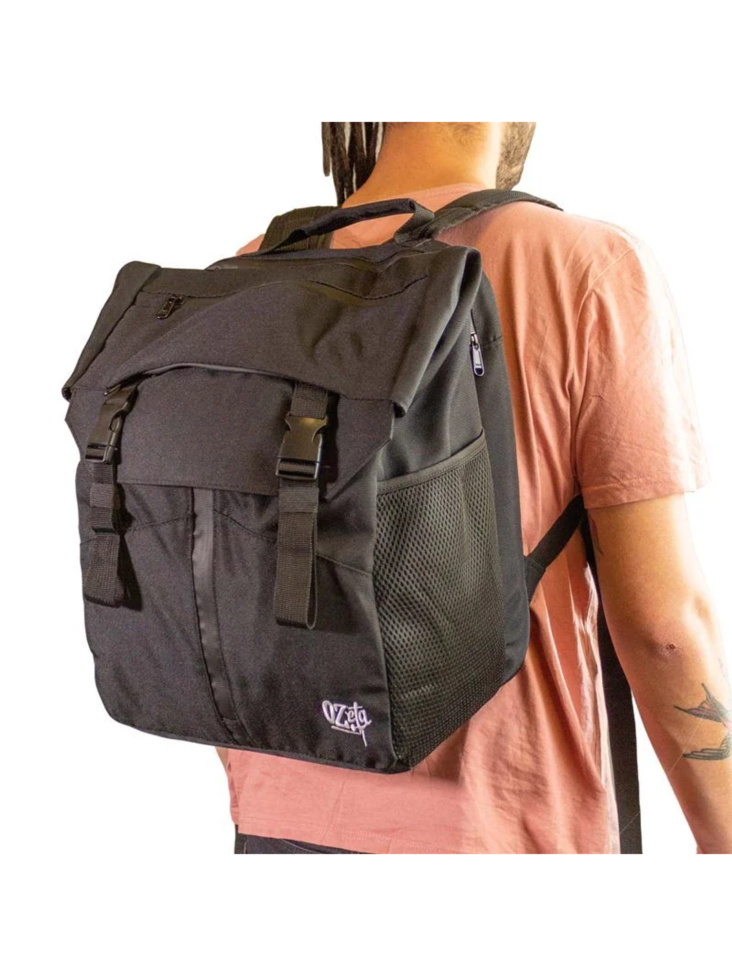 Mochila Negra-Ozeta 4