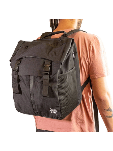 MOCHILA NEGRA-OZETA 4