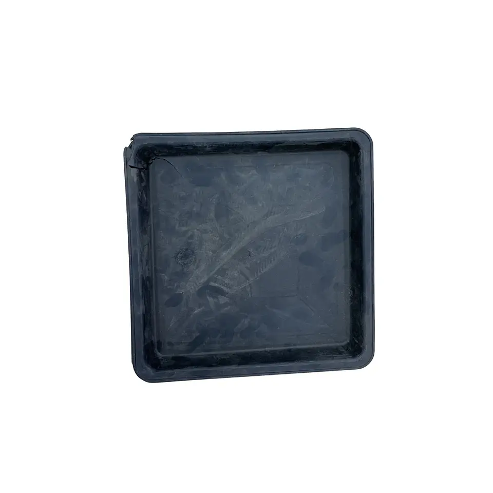 PLATO GRANDE BLACK - CAJA ROTA 2
