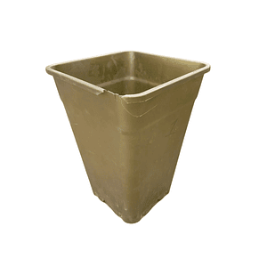 MACETA 18L DORADO - CAJA ROTA