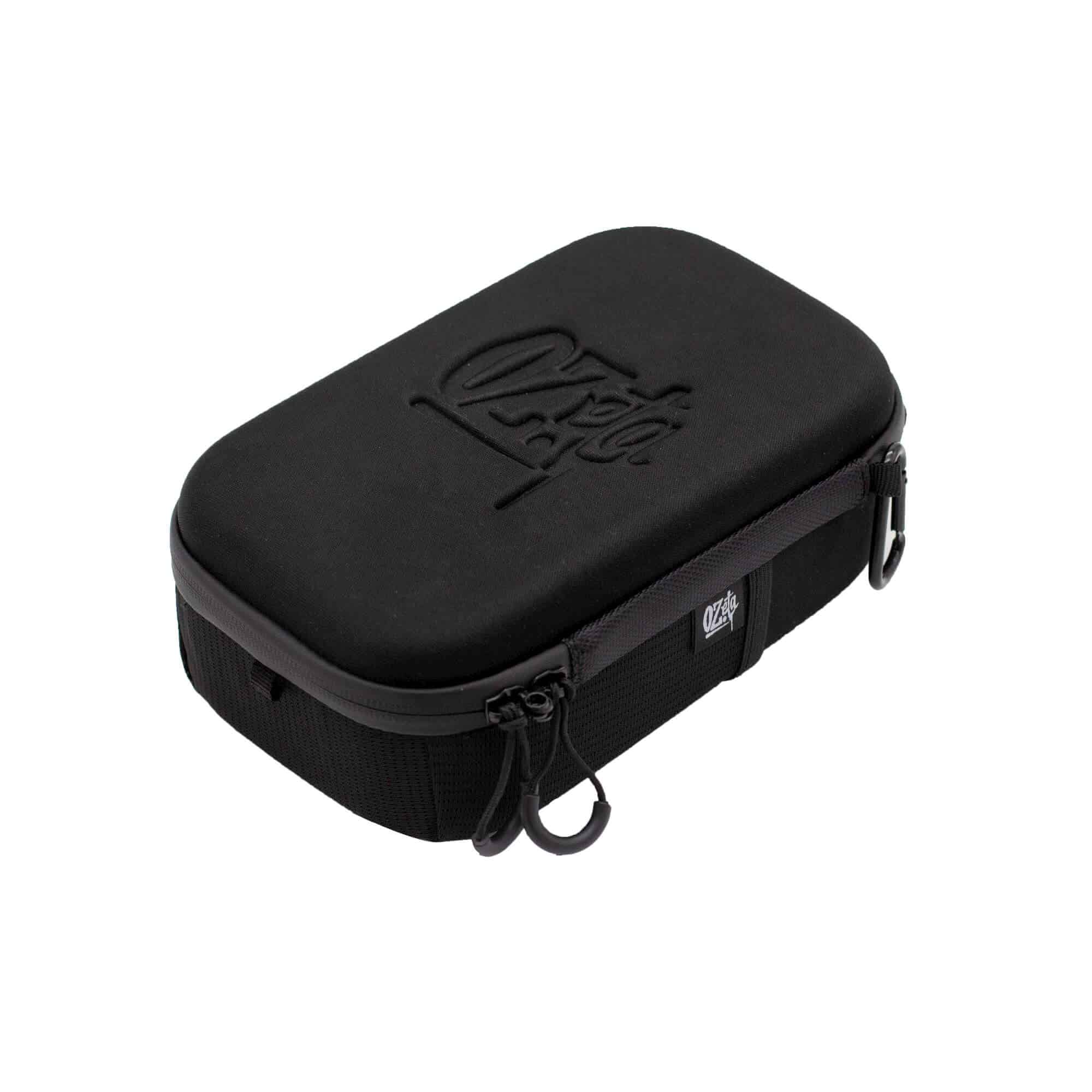 CASE XL LOGO GRANDE NEGRO-OZETA 3