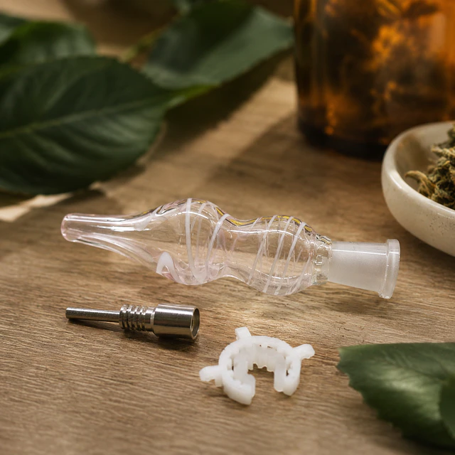 Nectar Collector de Vidrio con Punta de Titanio 9 cm – Rosado