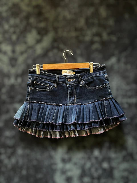 Falda in-Perfecta 05