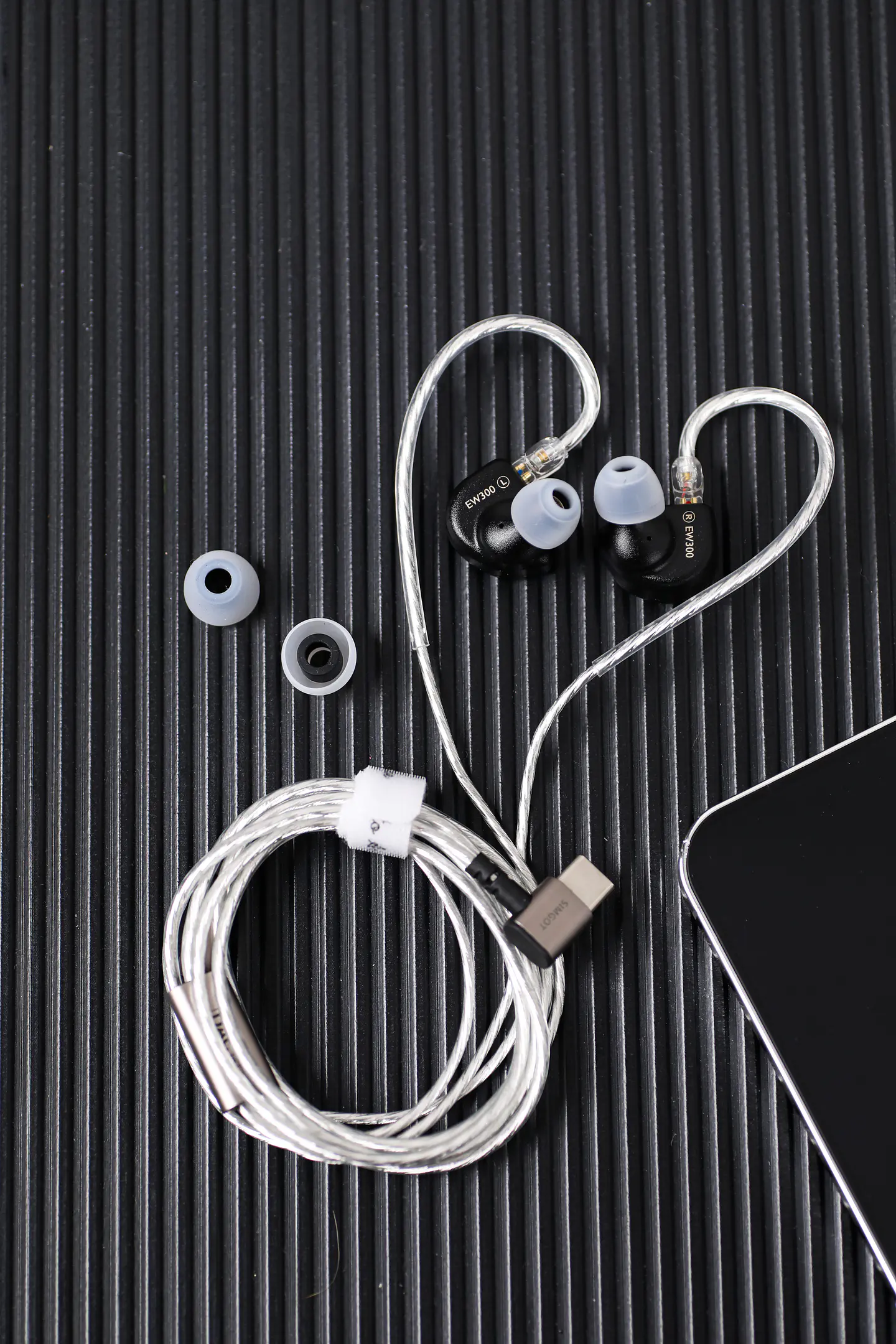 Simgot EW300 DSP — Cable USB-C 20