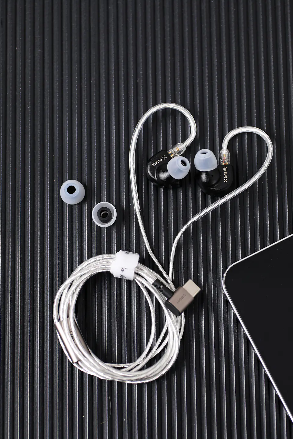 Simgot EW300 DSP — Cable USB-C 20