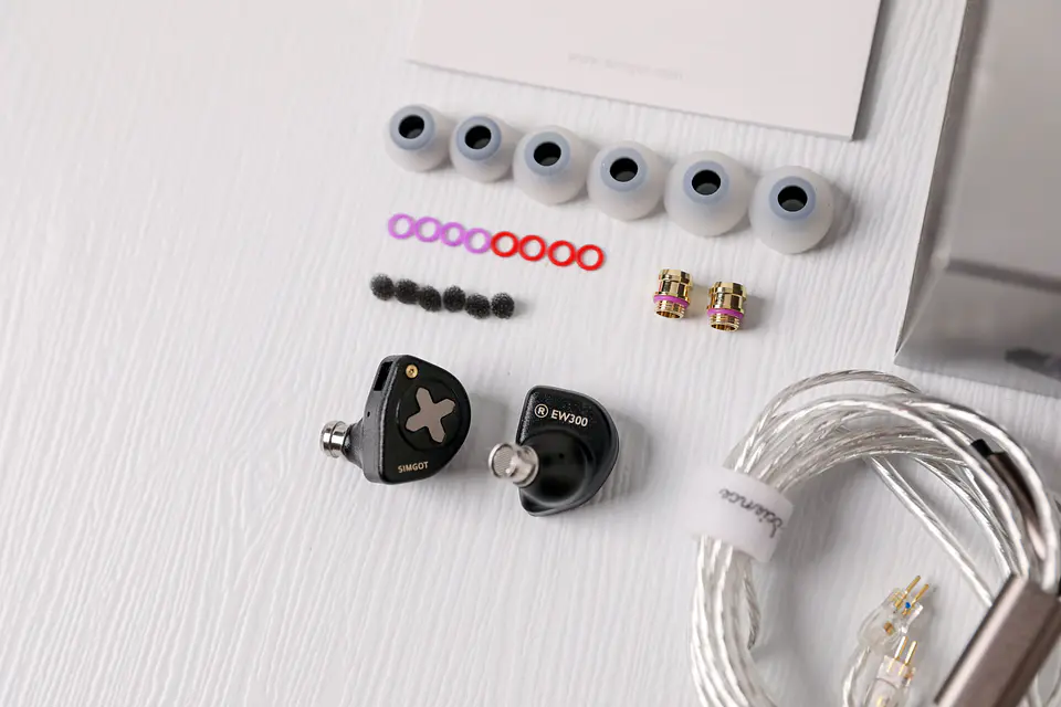 Simgot EW300 DSP — Cable USB-C 21
