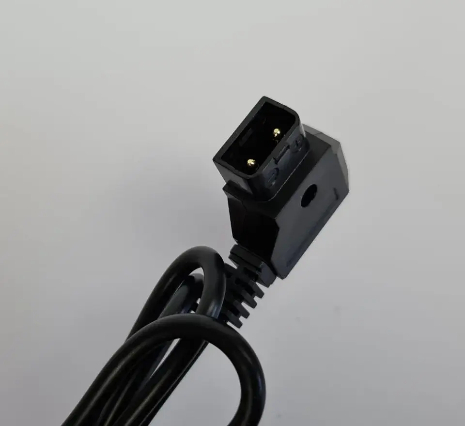 Iluminus Cargador V-mount tipo D-Tap 3