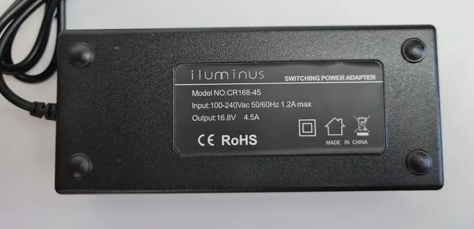 Iluminus Cargador V-mount tipo D-Tap 4