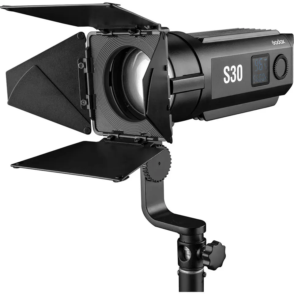 Godox S30 x 3 Maleta de 3 Luces Led Enfocable Con Accesorios S30-D 4