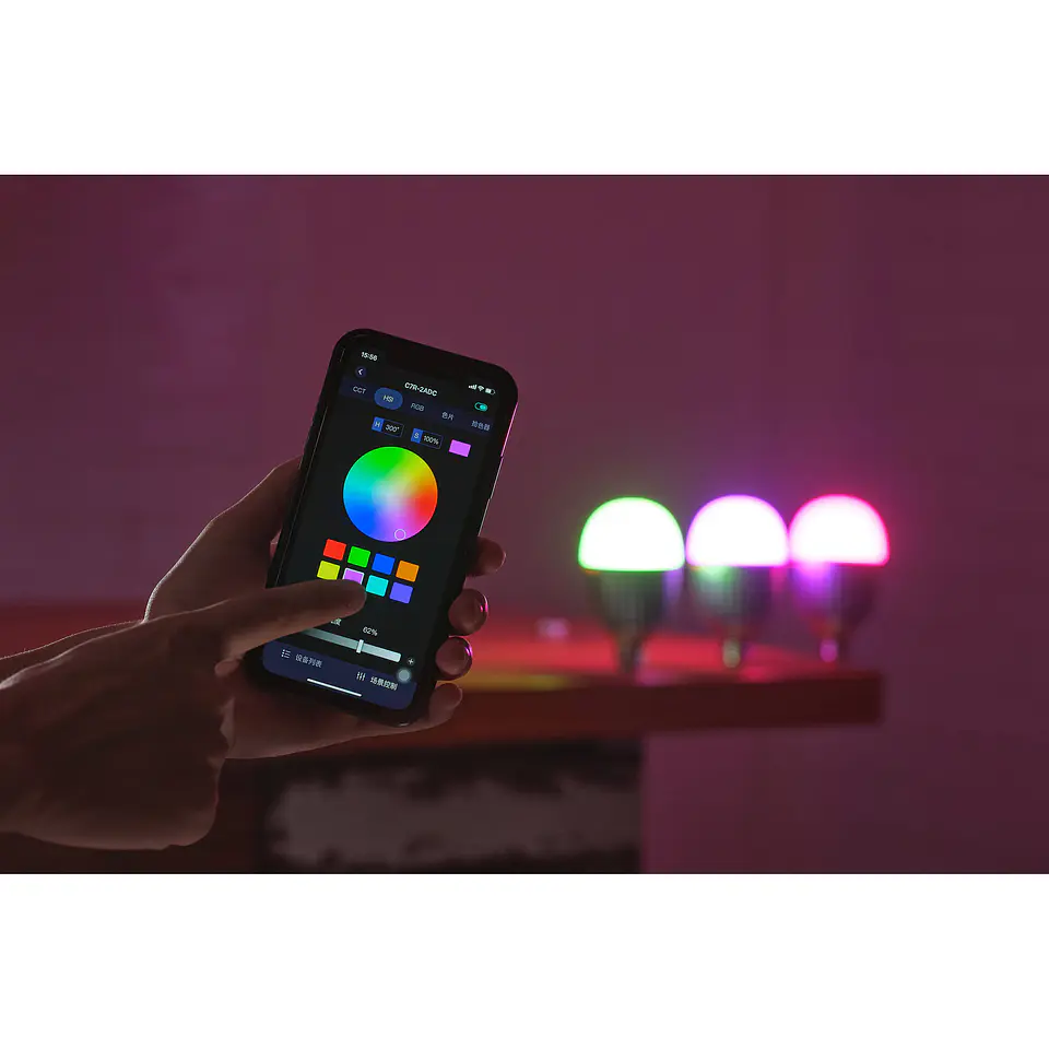 Godox C7R KNOWLED RGBWW Creative Bulb (Kit de 8 luces) 3