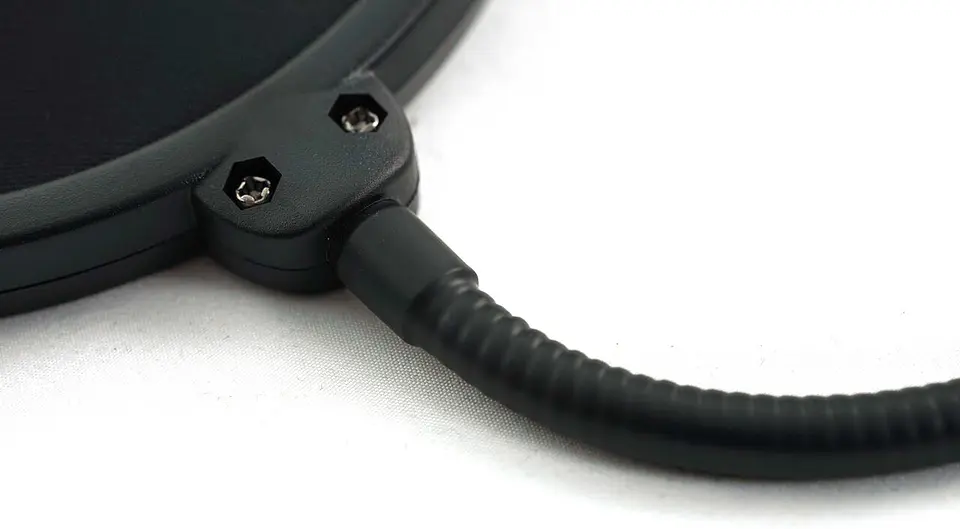Iluminus IL-CR-PP1 Filtro Pop Para Micrófonos 3