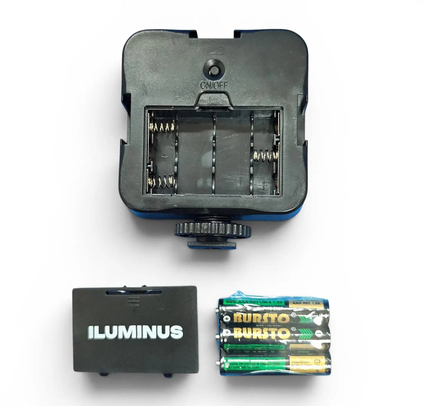 Iluminus IL-WL62-W  Luz Led Compacto Funciona Con Pilas AAA 4