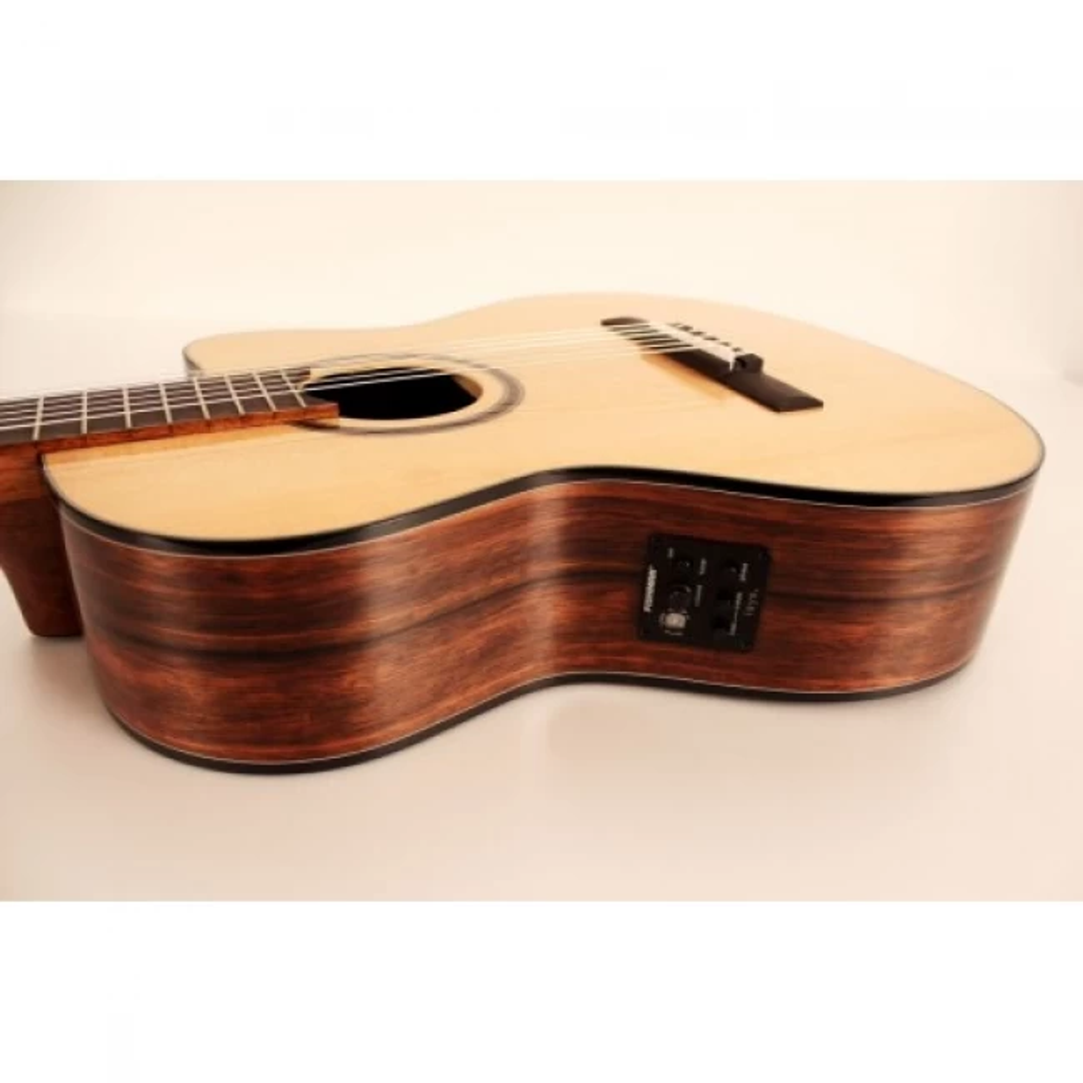 Guitarra Electroacústica con EQ Natural CORT AC160CF-NAT 2