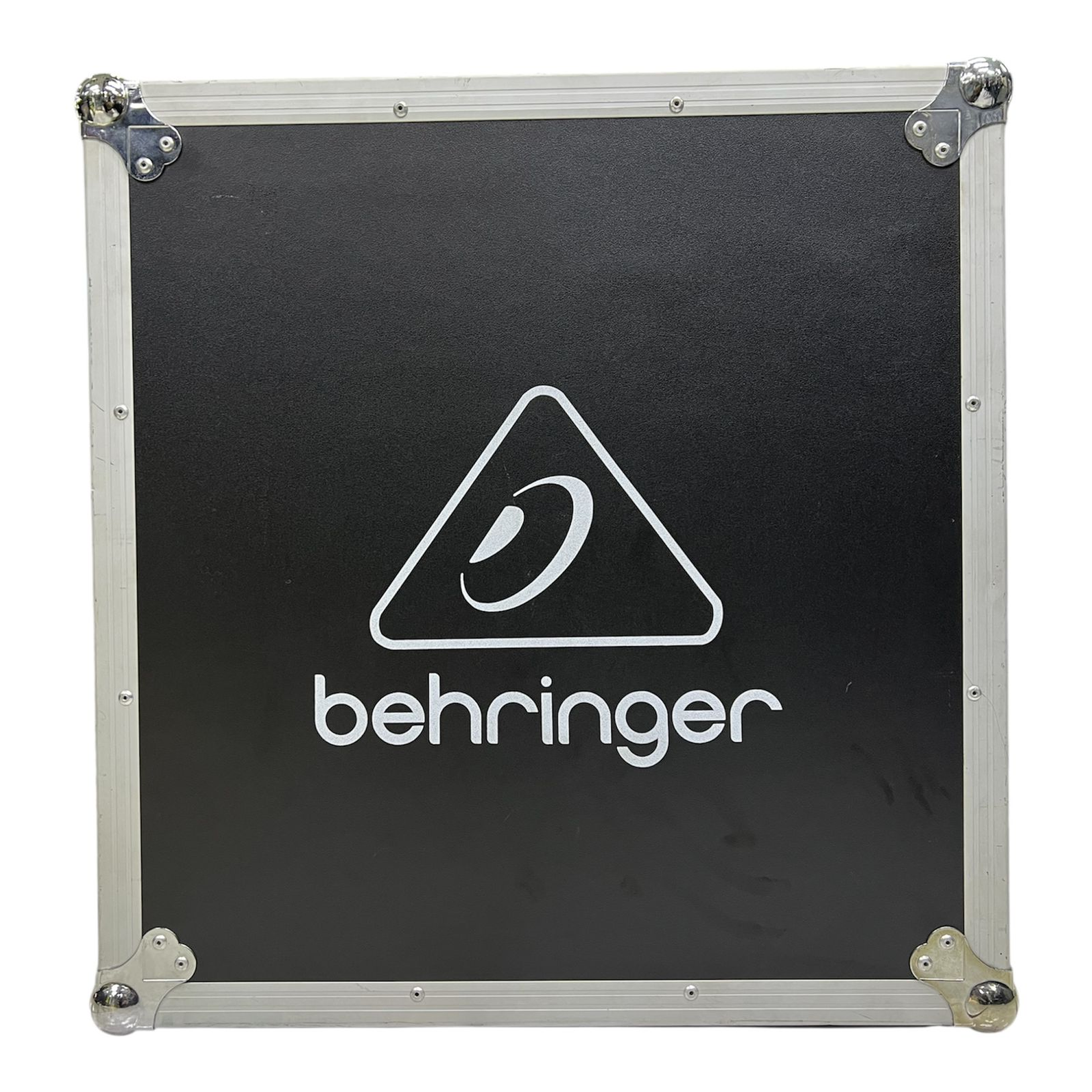 Case Behringer para consolas  1