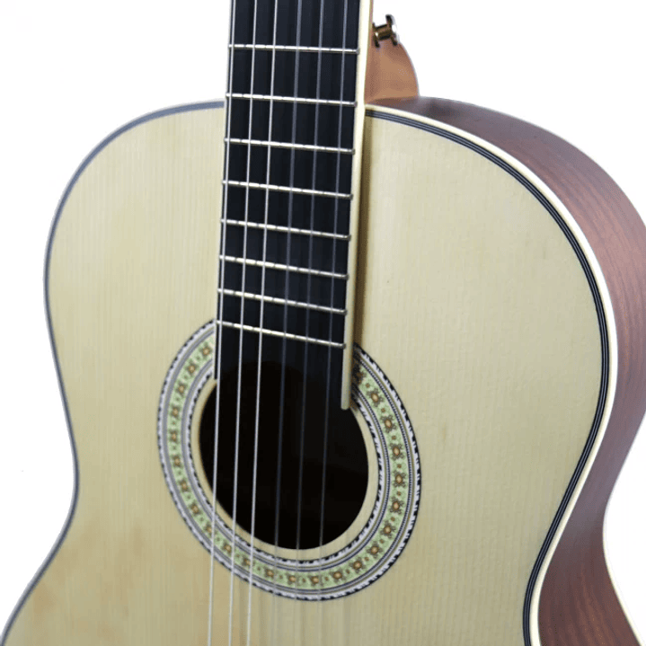 Guitarra clásica con cuerdas de nylon natural tamaño 4/4 con funda Wotan DAG-NAT-SENIOR 1