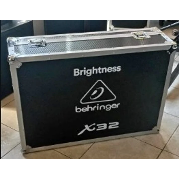Case Behringer X32 2