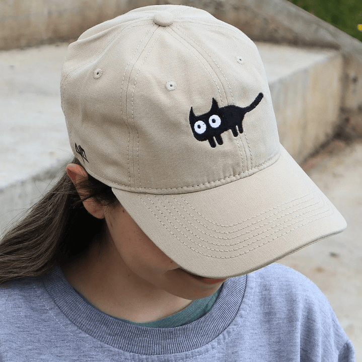 Jockey bordado con Gato negro  2