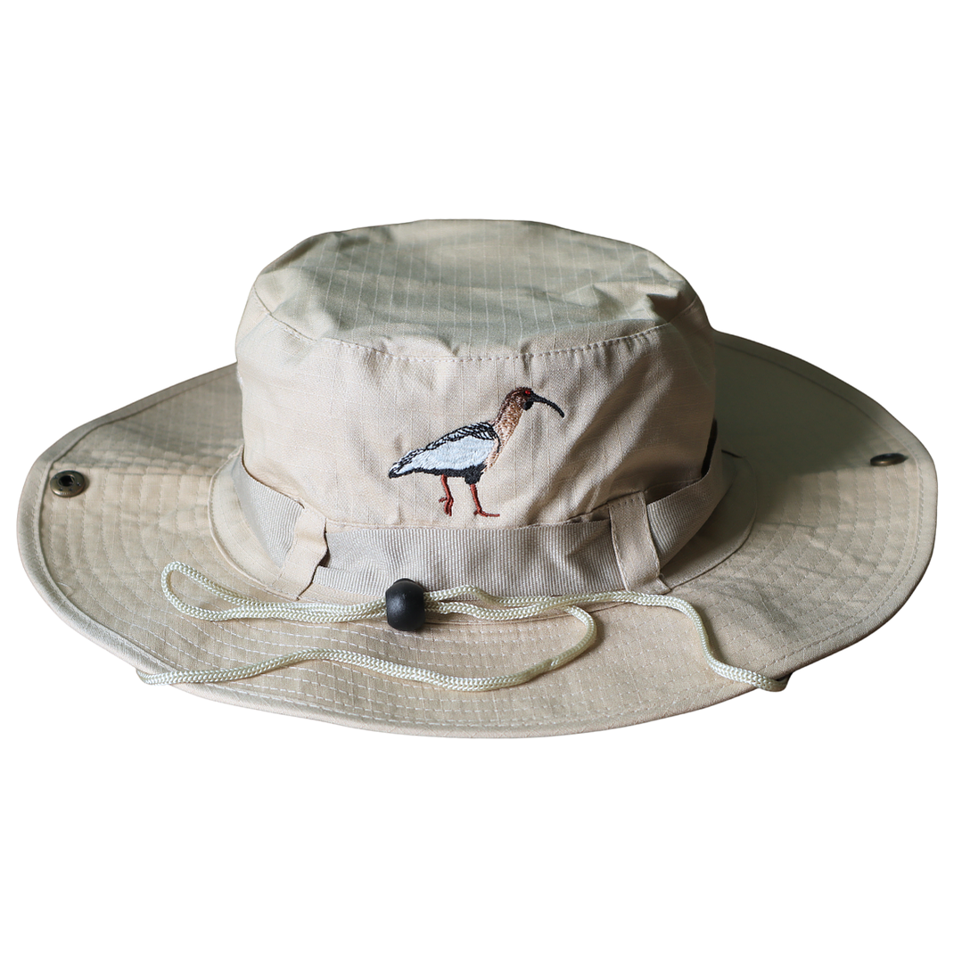 Gorro de Pescador bordado con Bandurria  1