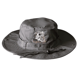 Gorro de Pescador bordado con Monito del Monte 