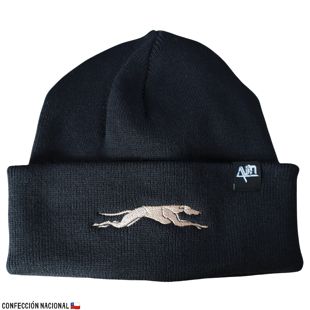 Gorro Bordado con perro Galgo 1