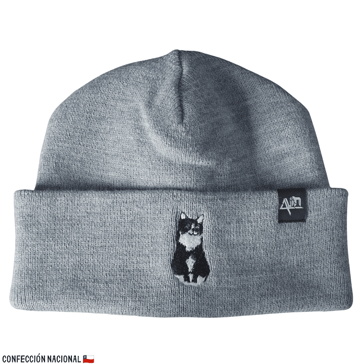 Gorro bordado con Gato Tuxedo  1