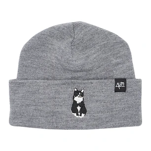 Gorro bordado con Gato Tuxedo 