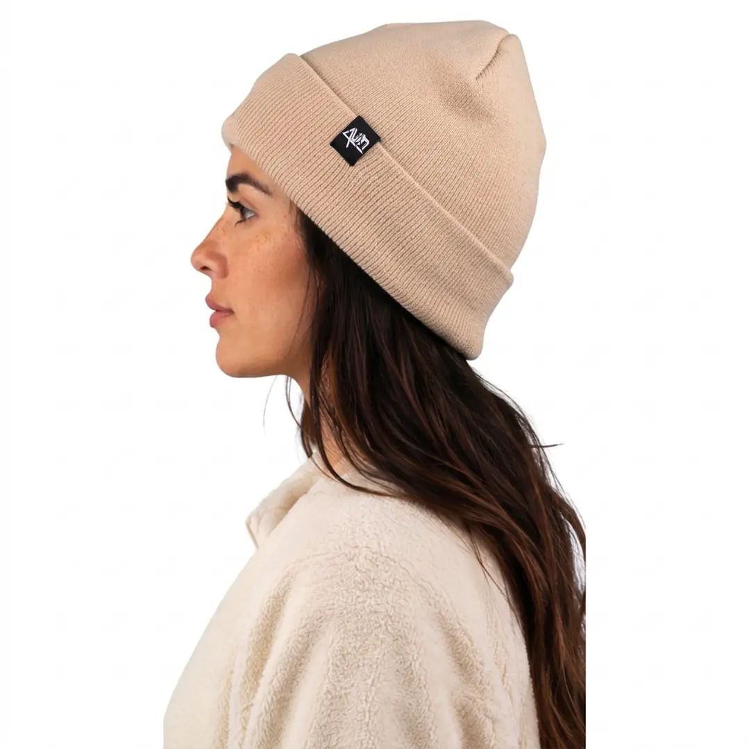 Gorro bordado con perro Corgi 3