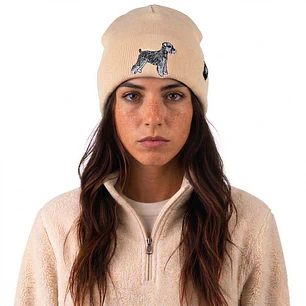 Gorro bordado con perro Schnauzer 