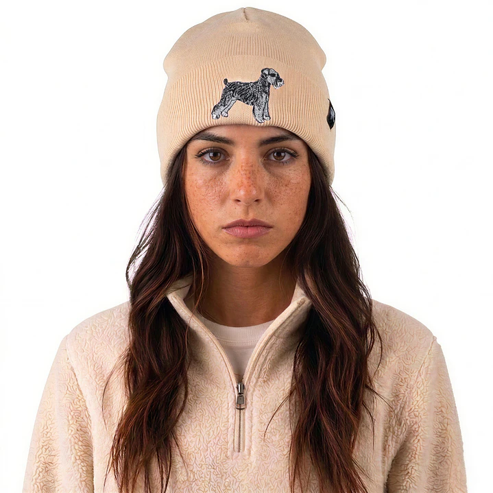 Gorro bordado con perro Schnauzer  1